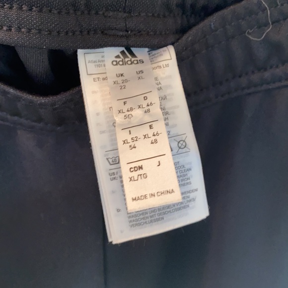 Workout pants - Picture 2 of 3